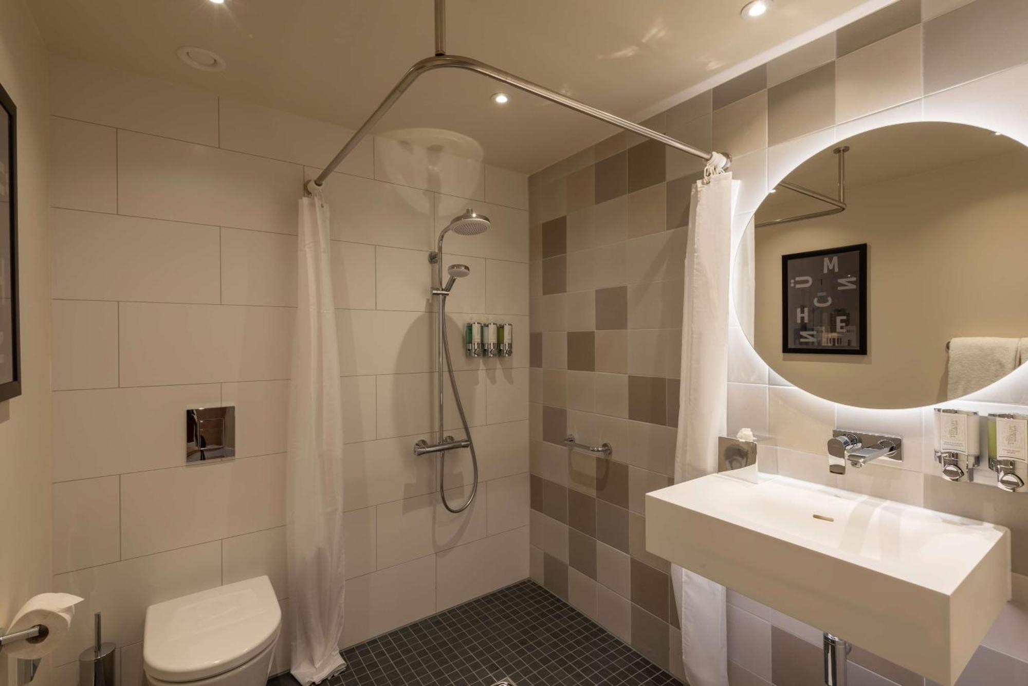 King Room Mobility Accessible
